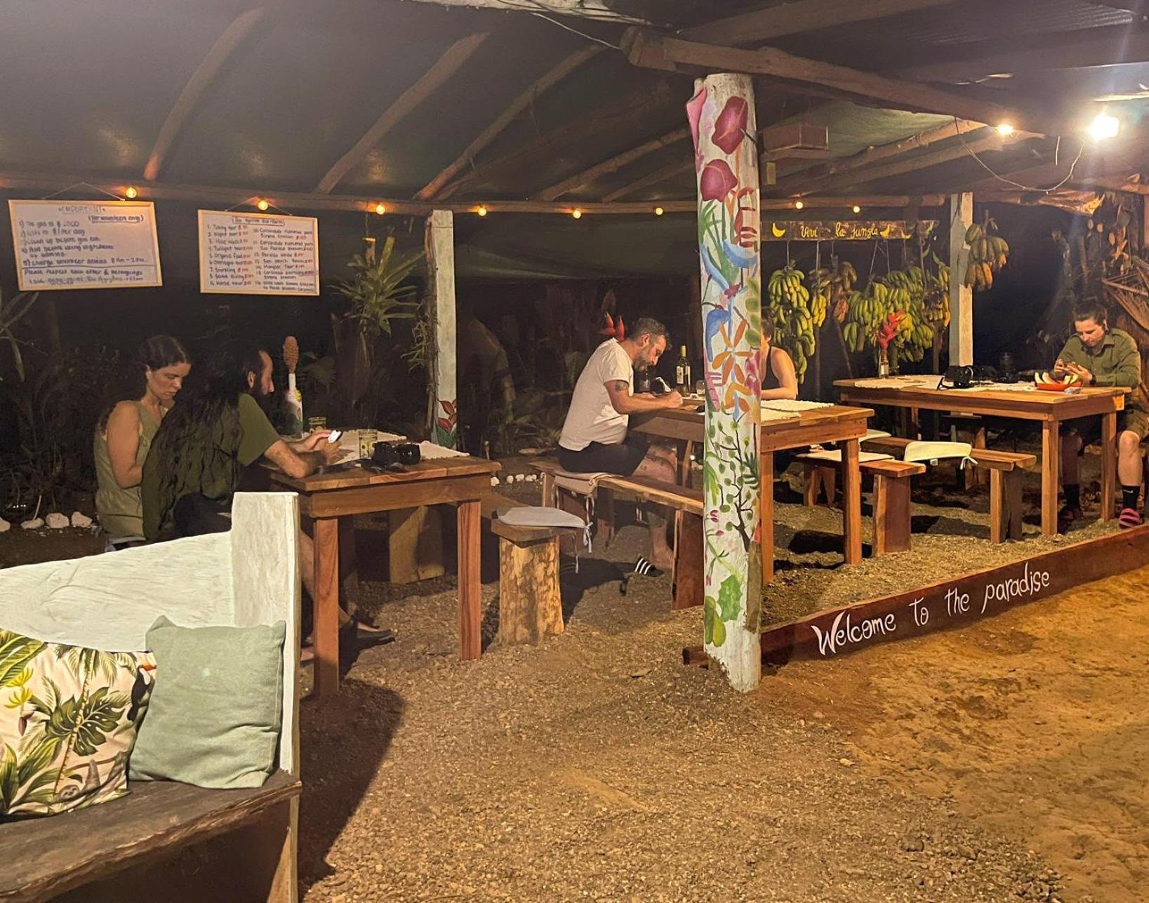 Rio Agujitas Eco Farm Hostel And Tours Drakes Bay Exterior foto